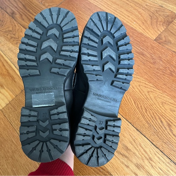 Vagabond Shoemaker Leather Loafers - Picture 5 of 9